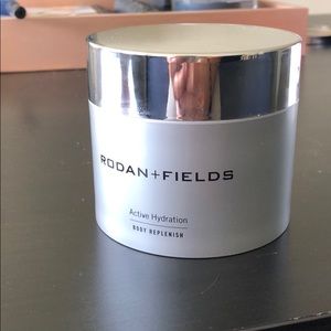 Rodan & Fields Active Hydration Body Replenish